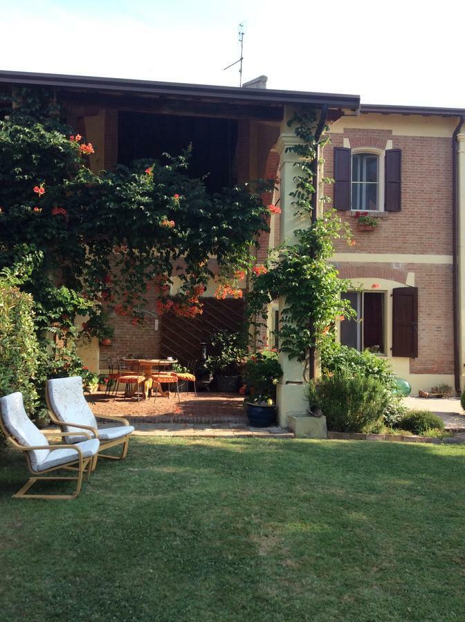 Via Bruno Rossi 23 Bed & Breakfast Ambrogio Bagian luar foto