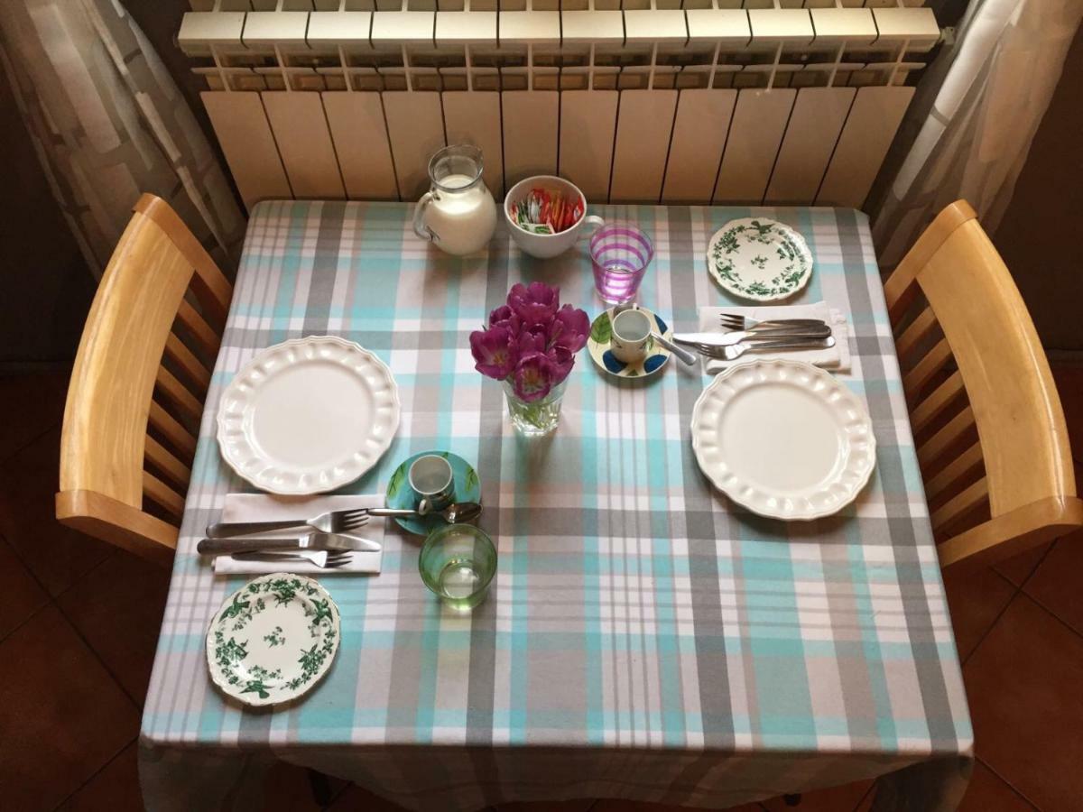 Via Bruno Rossi 23 Bed & Breakfast Ambrogio Bagian luar foto