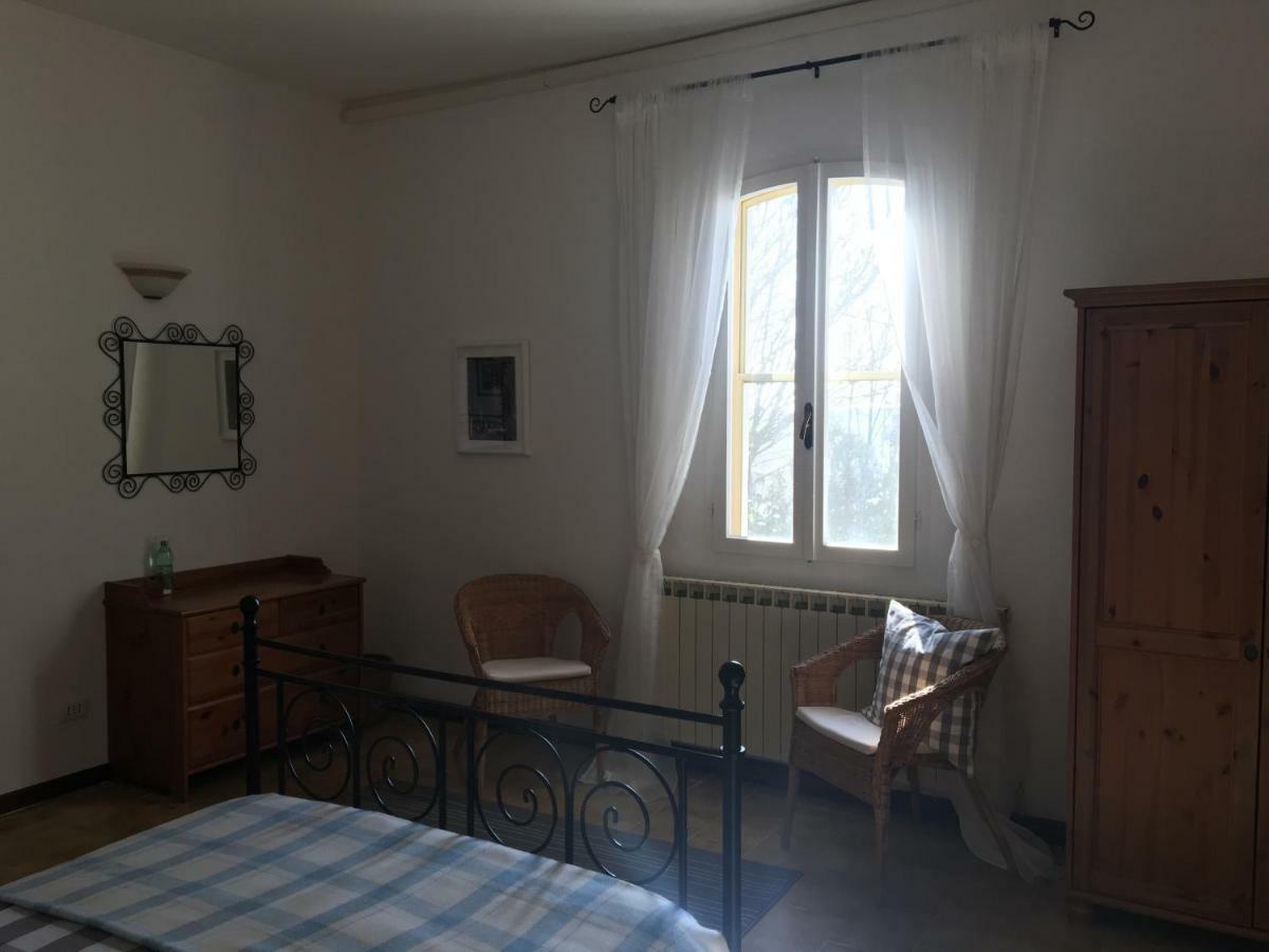 Via Bruno Rossi 23 Bed & Breakfast Ambrogio Bagian luar foto