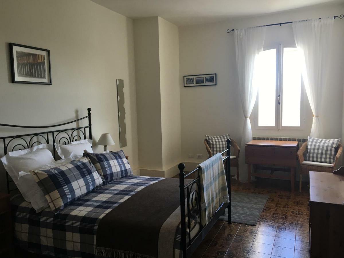 Via Bruno Rossi 23 Bed & Breakfast Ambrogio Bagian luar foto