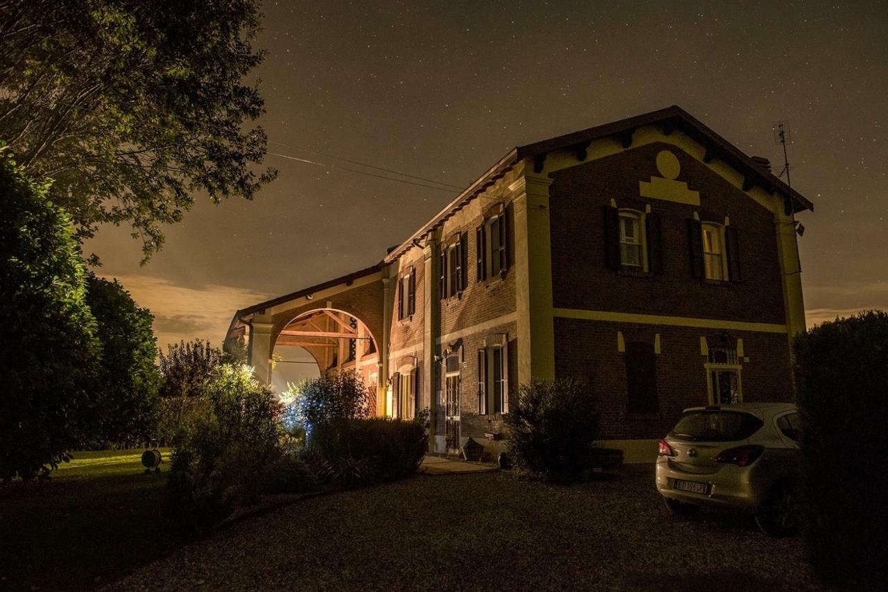 Via Bruno Rossi 23 Bed & Breakfast Ambrogio Bagian luar foto